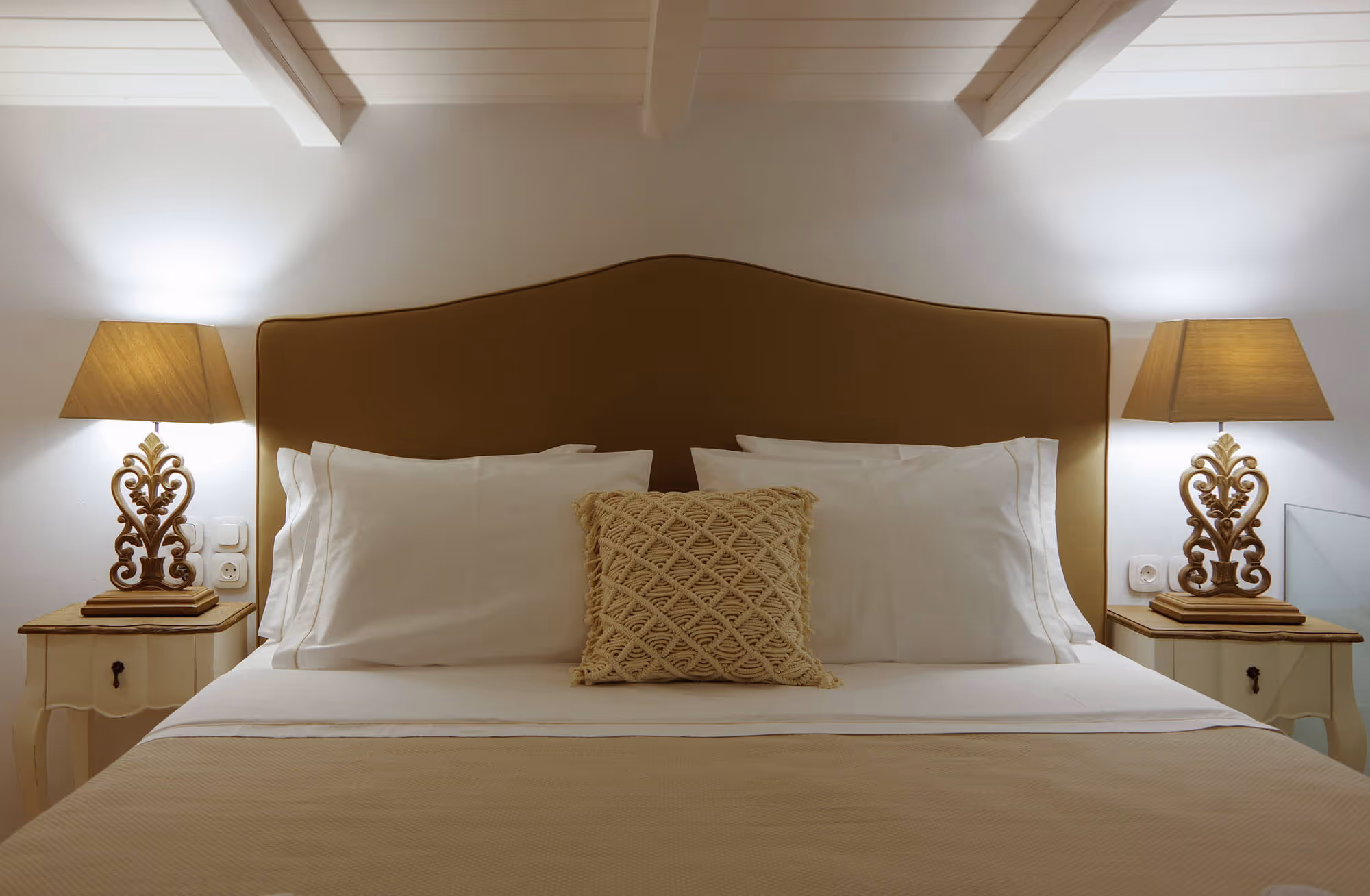 Bed Suite in Hermoupolis